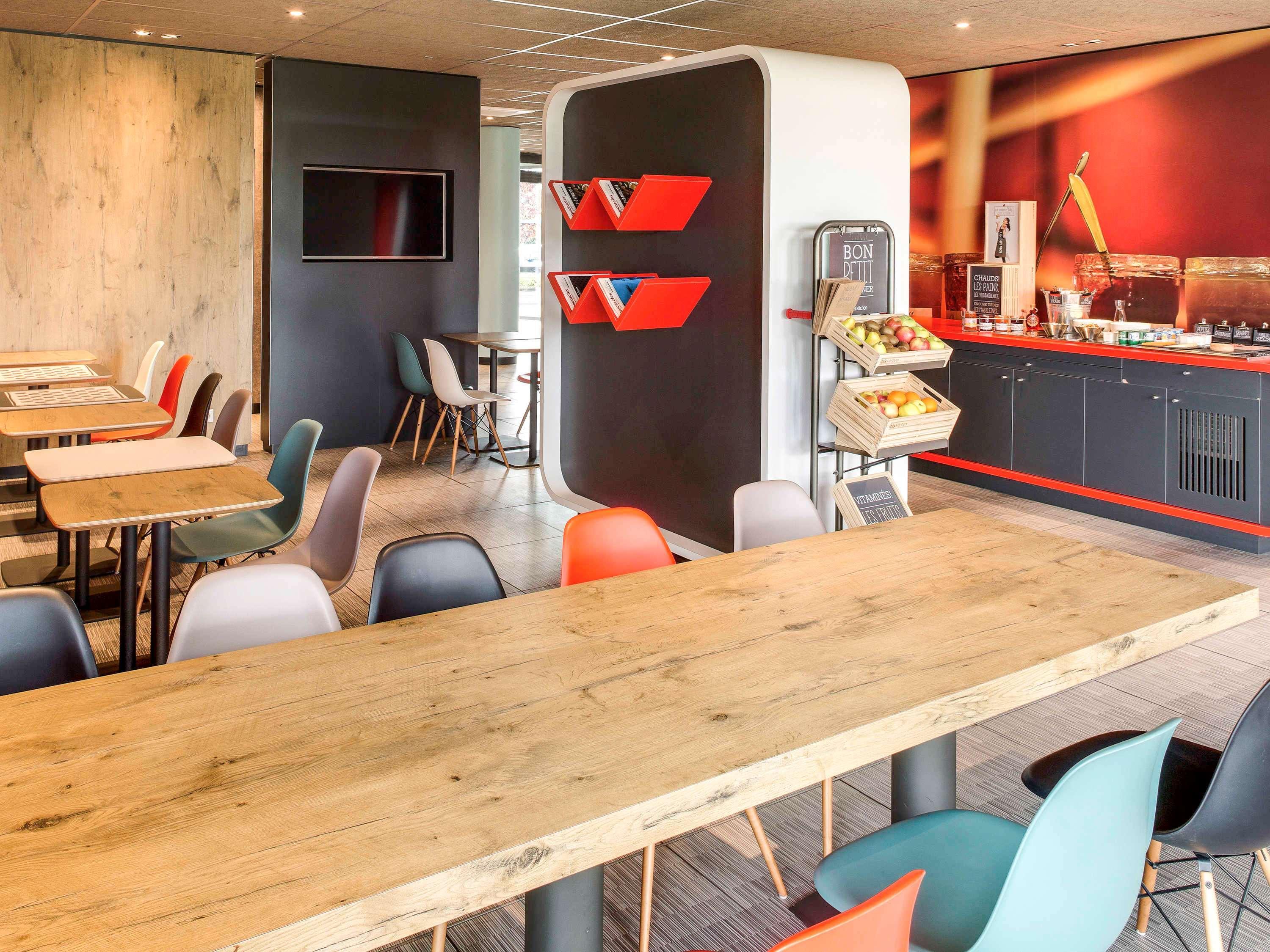 Ibis Montceau Les Mines Hotel Екстериор снимка