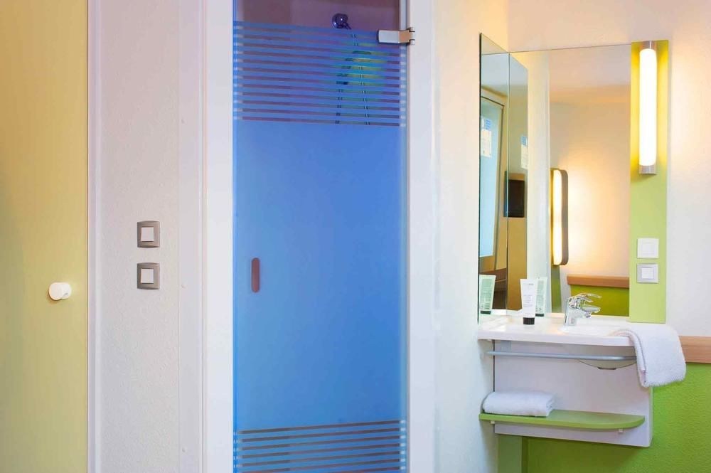 Ibis Montceau Les Mines Hotel Екстериор снимка