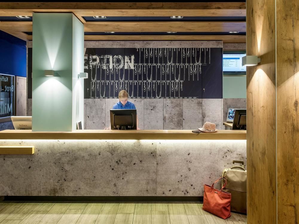 Ibis Montceau Les Mines Hotel Екстериор снимка