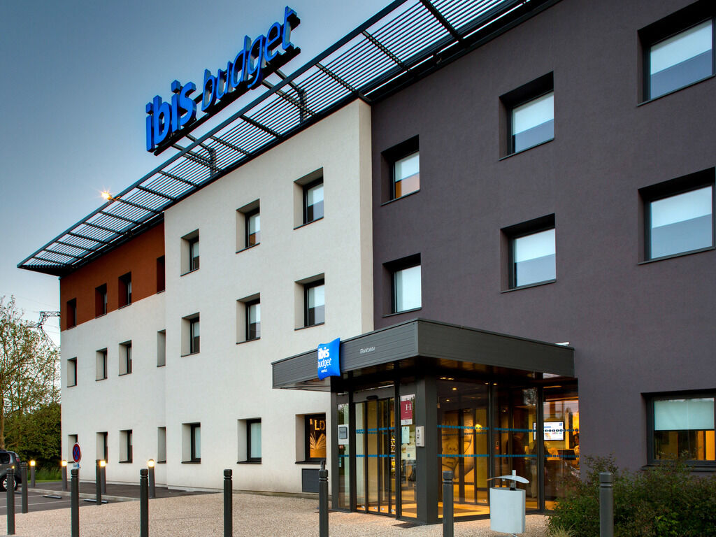 Ibis Montceau Les Mines Hotel Екстериор снимка